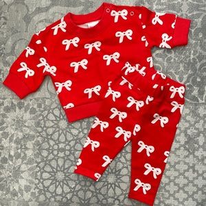 NEW Hanna Andersson Size 0-3 month red white bow sweatsuit